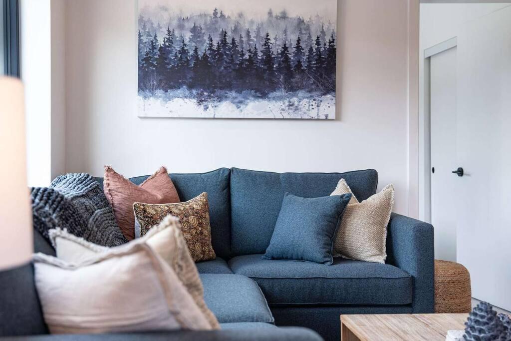 Bluebird Daze By Revelstoke Vacations Leilighet Eksteriør bilde